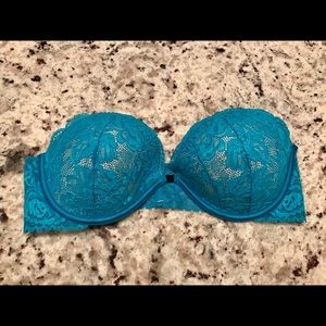 Blue Victoria’s Secret frontclose strapless bra